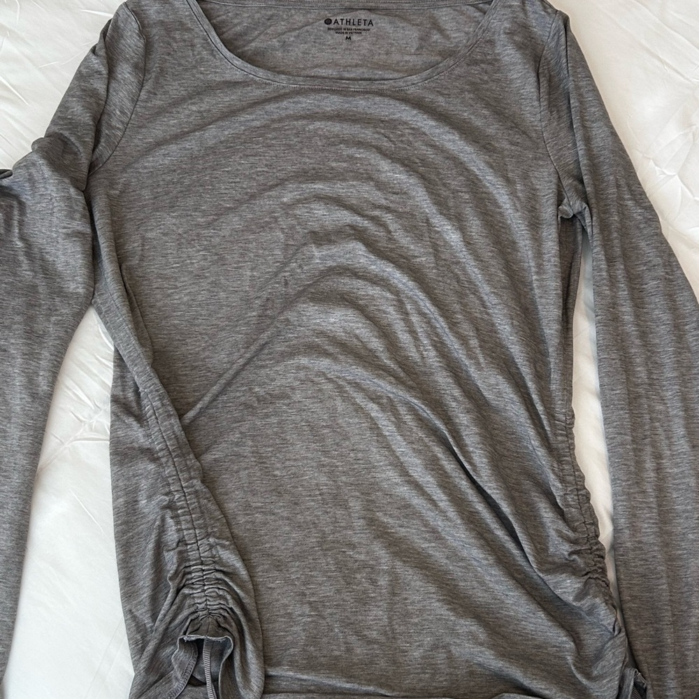 Athleta Gray Ruched Long Sleeve Blouse